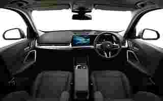 bmw iX1 L