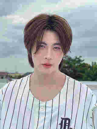 เฟิร์สวัน ดูมันดิประวัติ