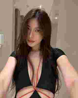 จีน่า ธันย์ชนก