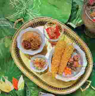ร้านอาหารไทย-รามัญ ชุลีธร ย่านแบริ่ง