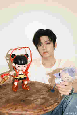 โหวหมิงฮ่าว ประวัติ Houminghao