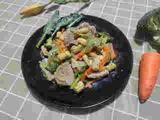 ผัดผัก 