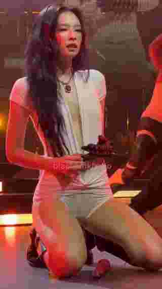 เจนนี่ BLACKPINK