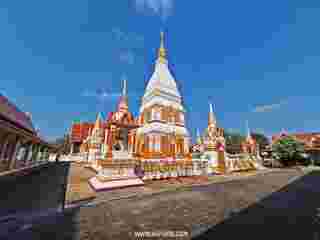 ที่เที่ยวนครพนม วัดพระธาตุเรณู