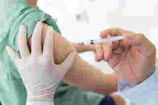 ไขข้อสงสัย วัคซีนโควิด 19 ฉีด 2 เข็ม