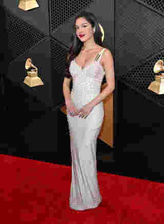 โอลิเวีย ร็อดริโก Grammy Award แฟชั่นพรมแดง