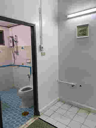 ห้องน้ำ แฟลตหอพักแพทย์