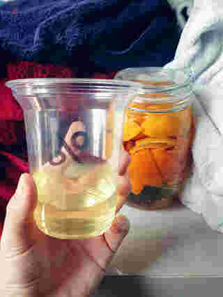น้ำยาปรับผ้านุ่ม จากน้ำส้มสายชู-เปลือกส้ม วิธีทำ