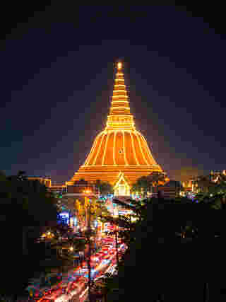 งานองค์พระปฐมเจดีย์ งานวัด