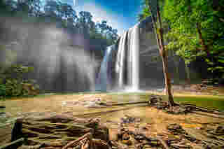 น้ำตกห้วยหลวง อุทยานแห่งชาติภูจอง-นายอย