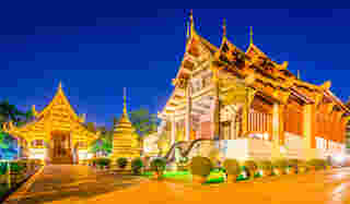 ที่เที่ยวเชียงใหม่ กลางคืน วัดพระสิงห์วรมหาวิหาร