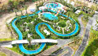 สวนน้ำ Greenhills Resort Si Racha 
