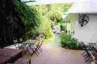 Yellow Lane Cafe