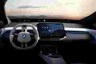 bmw iX1 L