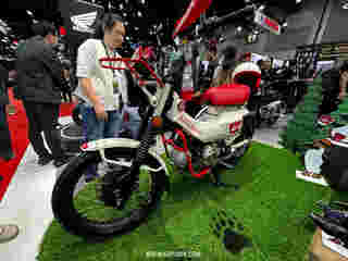 Honda CT125 x Chums