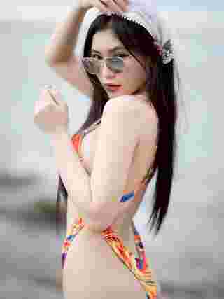 น้ำฟ้า สุภัคพร