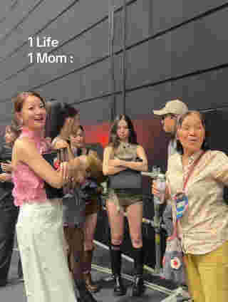 วี วิโอเลต เผยคลิปแม่โวยเรื่องสโมกในคอนเสิร์ต