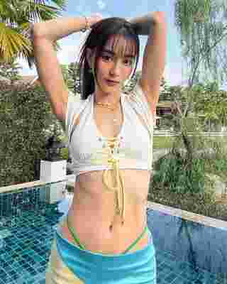 กรีน อัษฎาพร นุ่งสั้น โชว์หุ่นสวยสับ พร้อมโพสท่าวาบหวิวเบา ๆ