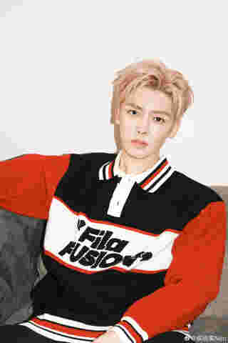โหวหมิงฮ่าว ประวัติ Houminghao