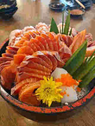 ร้านบุฟเฟ่ต์ไม่จำกัดเวลา Nari Buffet&Japanese Restaurant