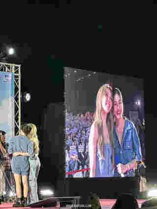 บรรยากาศแห่งความสุข หลิง ออม 
