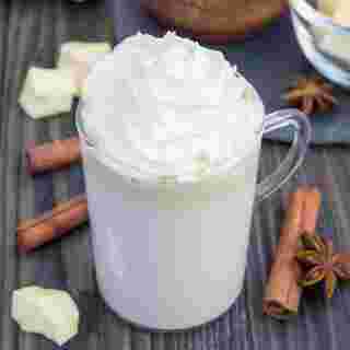 ไวท์ช็อกโกแลตร้อน (White Hot Chocolate)