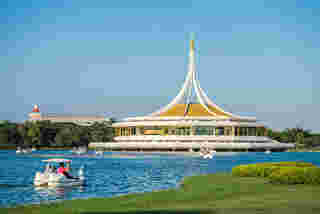 ที่เที่ยววันแม่ สวนหลวง ร.9