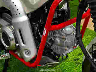 Honda CT125 x Chums