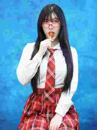 จี๊ดจ๊าด ศจีรา
