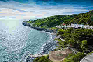 ที่เที่ยวเดือนมิถุนายน 2568 เกาะสีชัง จังหวัดชลบุรี