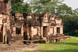 ปราสาทตาเมือนธม จ.สุรินทร์