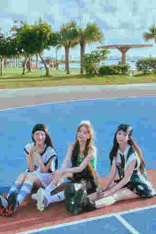 วง SAY MY NAME