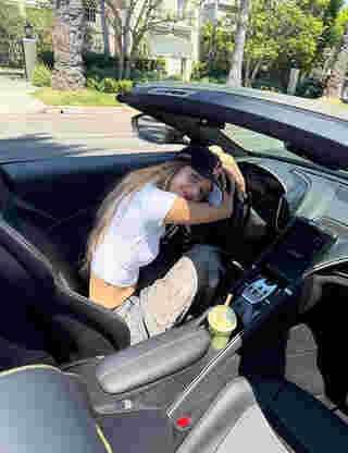 ลิซ่า BLACKPINK อวดโฉม Ferrari คันใหม่ 