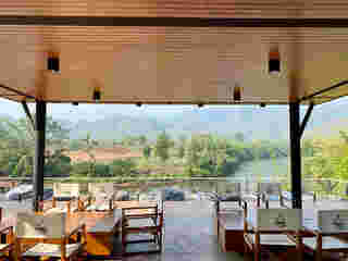 ที่พักไทรโยค ริมแม่น้ำแคว La Levée