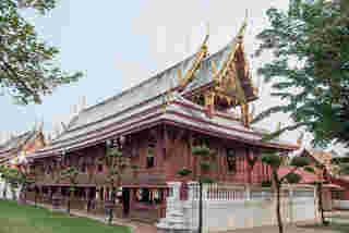 ที่เที่ยวเพชรบุรี วัดใหญ่สุวรรณาราม (วัดใหญ่)