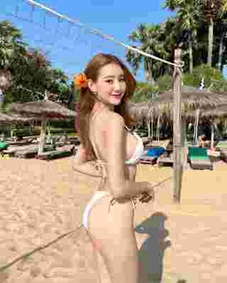 แป้งพัฟ ดลยา