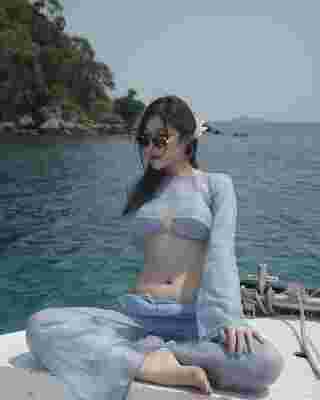 พลอย พลอยสุรีย์ ไอดอลสาวสุดฮอต