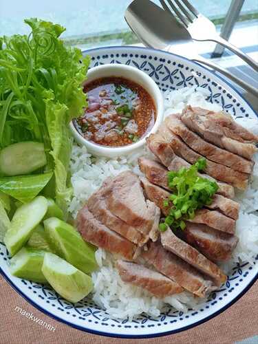 ข้าวหน้าสันคอหมู