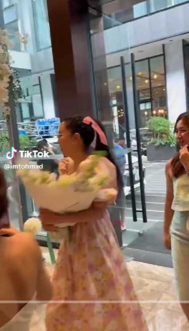 นุ่น วรนุช