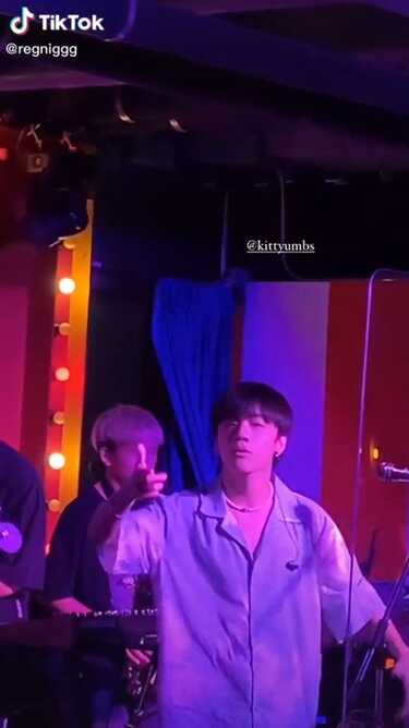 กิต Three Man Down