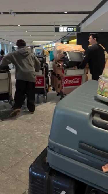 จำนวนกระเป๋าเดินทาง ชมพู่ อารยา หลังกลับจากญี่ปุ่น