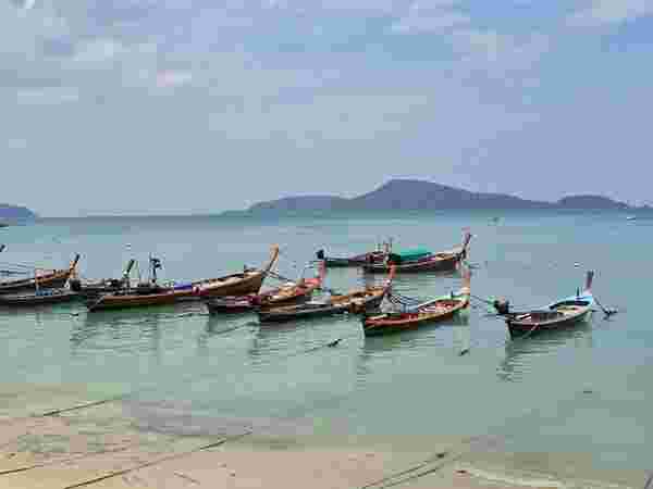 หาดราไวย์ ภูเก็ต