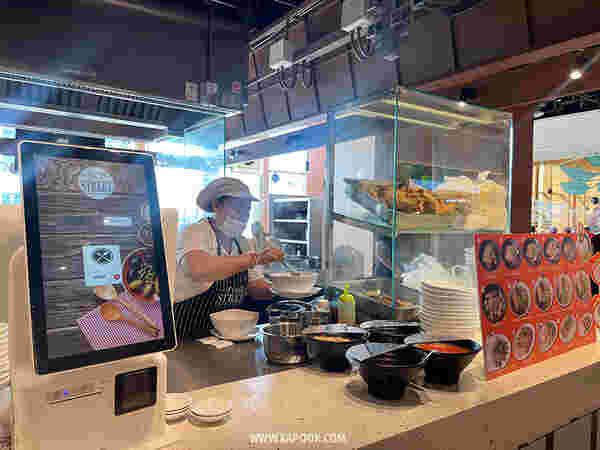 Food Street ของ One Bangkok ตั้งอยู่ที่ชั้น 5