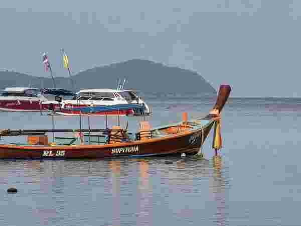 หาดราไวย์ ภูเก็ต