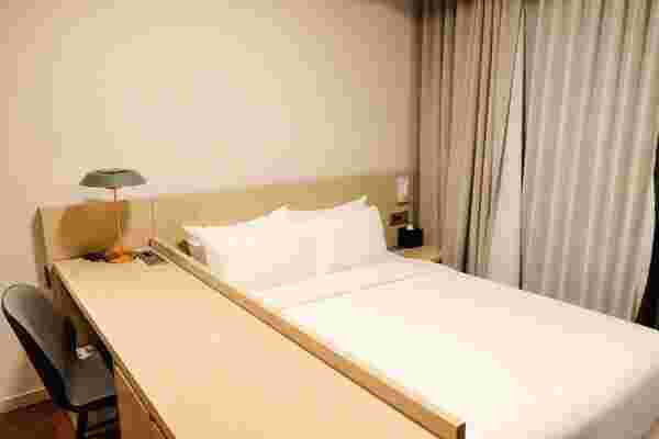 HOMES RED MYEONGDONG ที่พักใจกลางเมียงดง