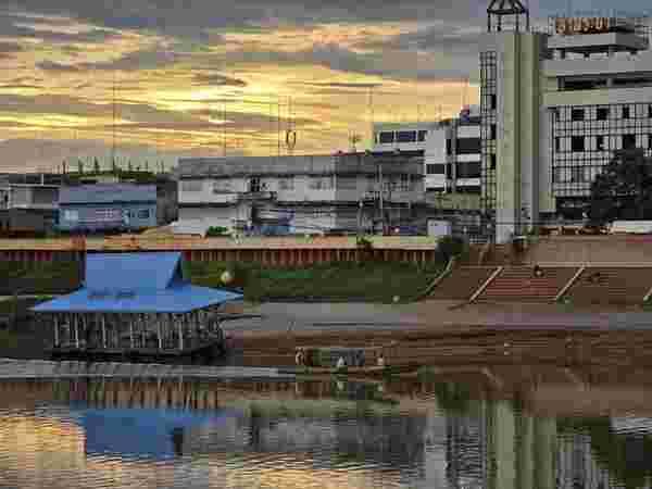 พาสาน แลนด์มาร์กนครสวรรค์ 
