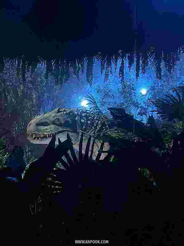 Jurassic World: The Experience