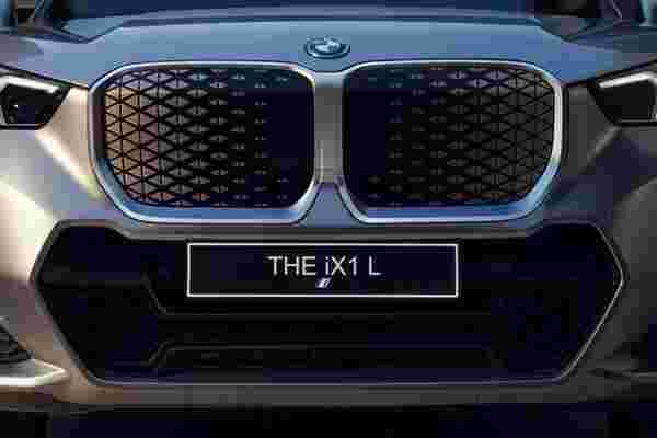 bmw iX1 L