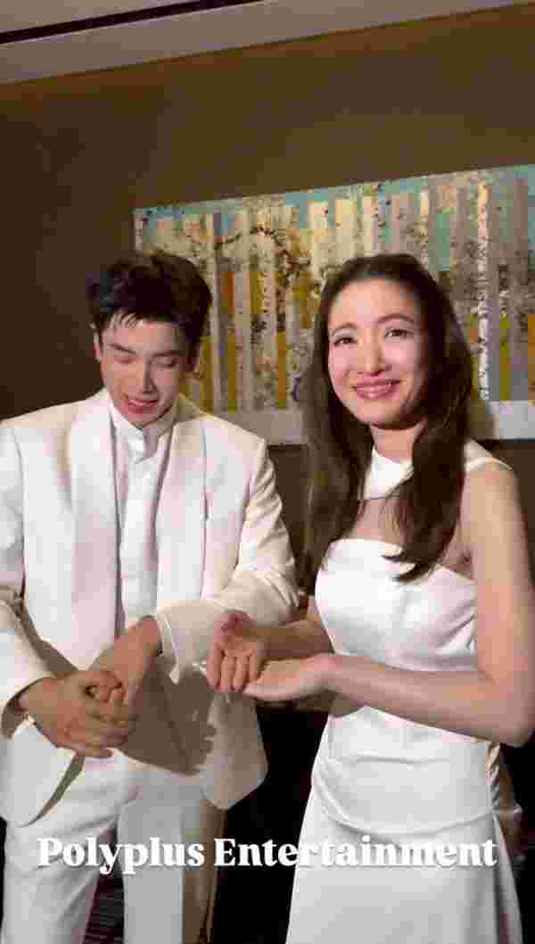 นนกุล ชานน ซีนคุกเข่าทาครีมต่อหน้า แอฟ ทักษอร