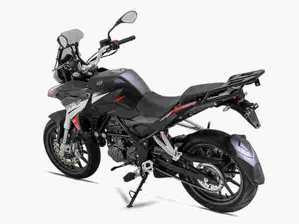 Benelli TRK251 2022